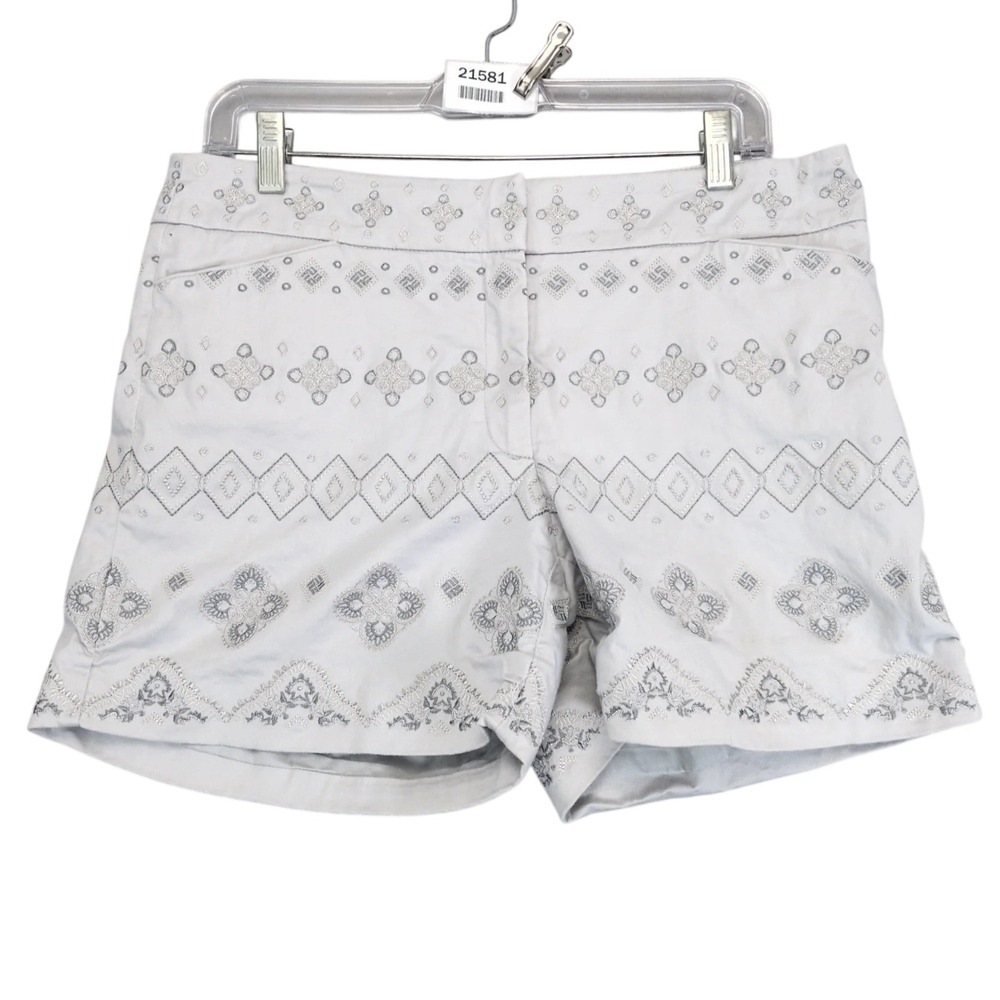 White House Black Market The 5 Inch Shorts Womens 10 34x4.5 Metallic Embroidered